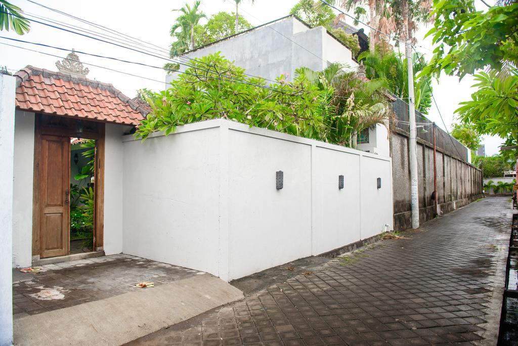 Hideaways Seminyak Villa ภายนอก รูปภาพ