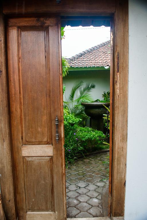 Hideaways Seminyak Villa ภายนอก รูปภาพ